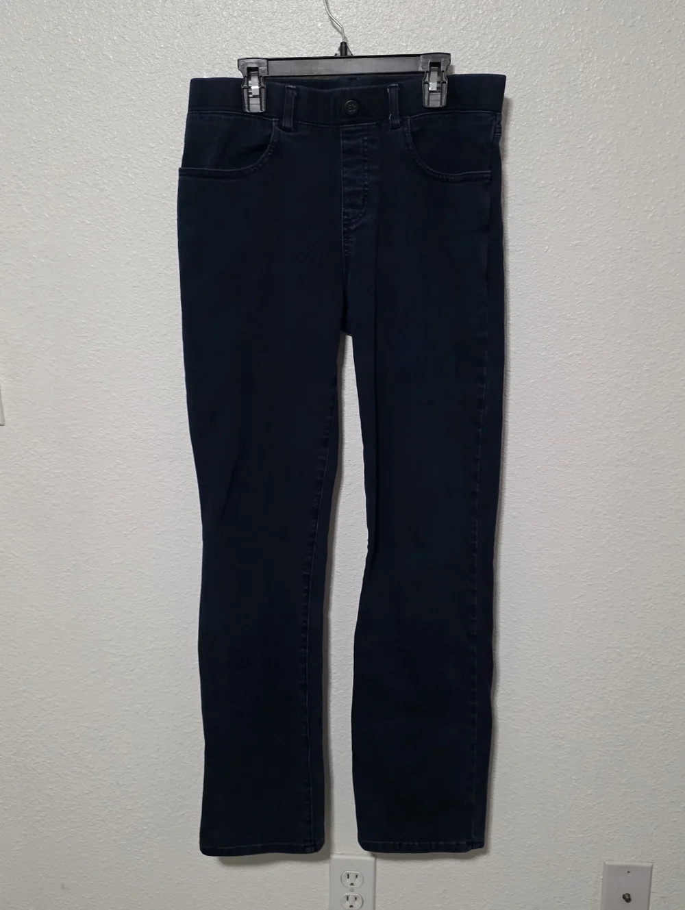 BETABRAND JEANS SIZE Medium