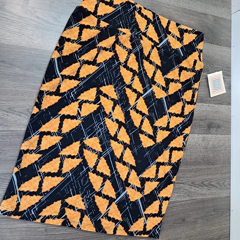 LuLaRoe pencil skirt