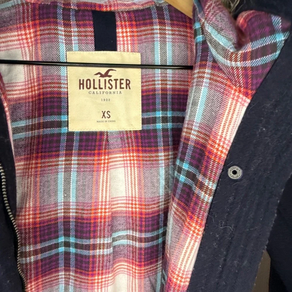Hollister wrap yourself