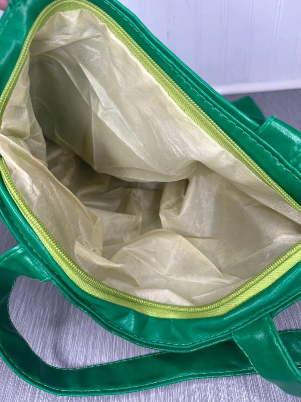 Green Faux Leather Hobo Handbag Silver Ring Hardware Detail