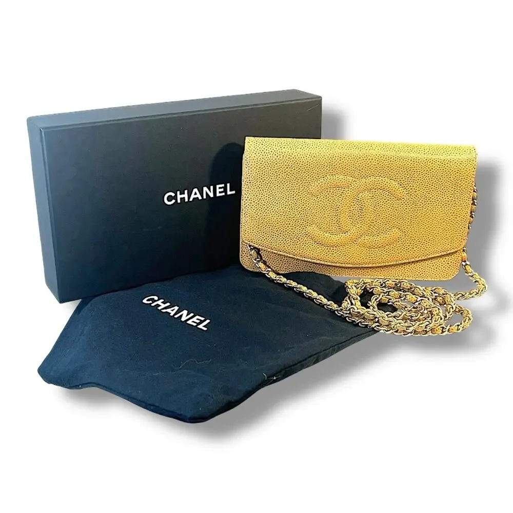 CHANEL AUTH Tan Leather Cavier Shoulder or Crossbody Bag with Gold Chain