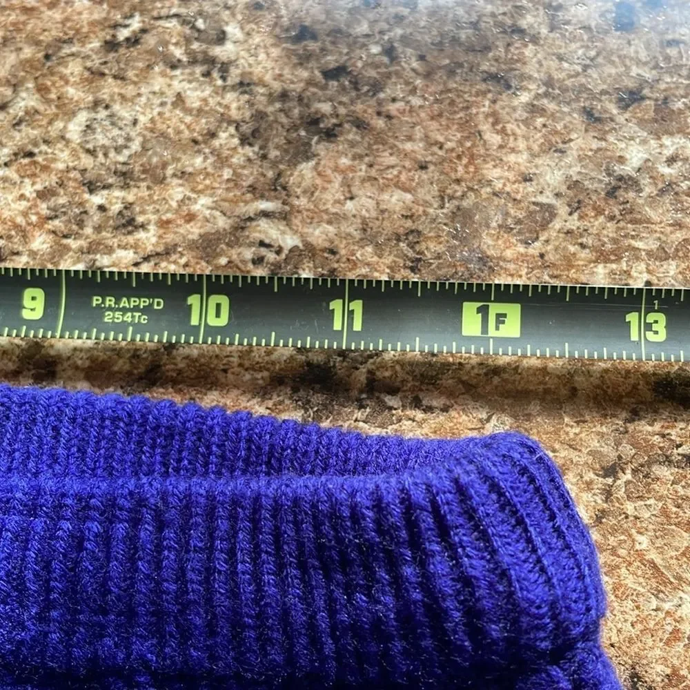 Vintage elegant ribbed