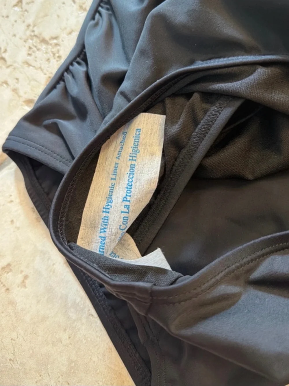 Shade & Shore hangtags control tags