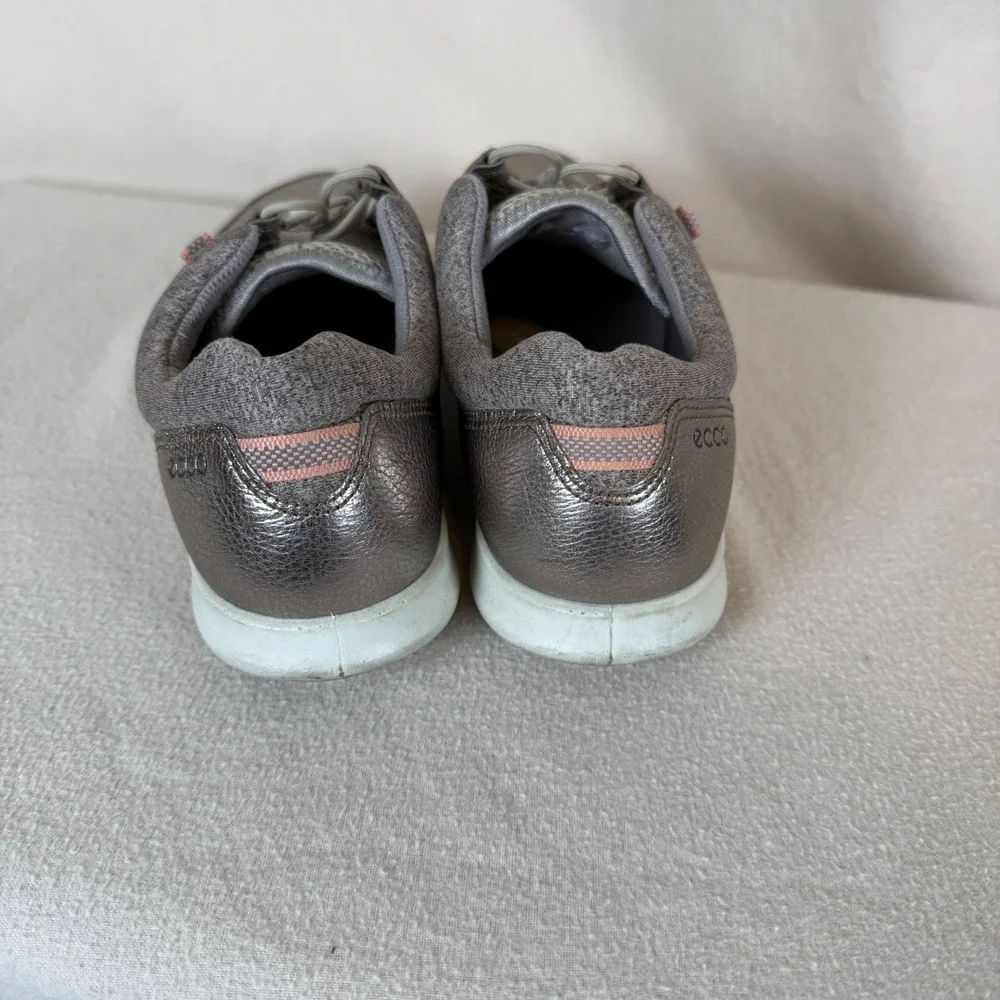 Ecco soft metallic