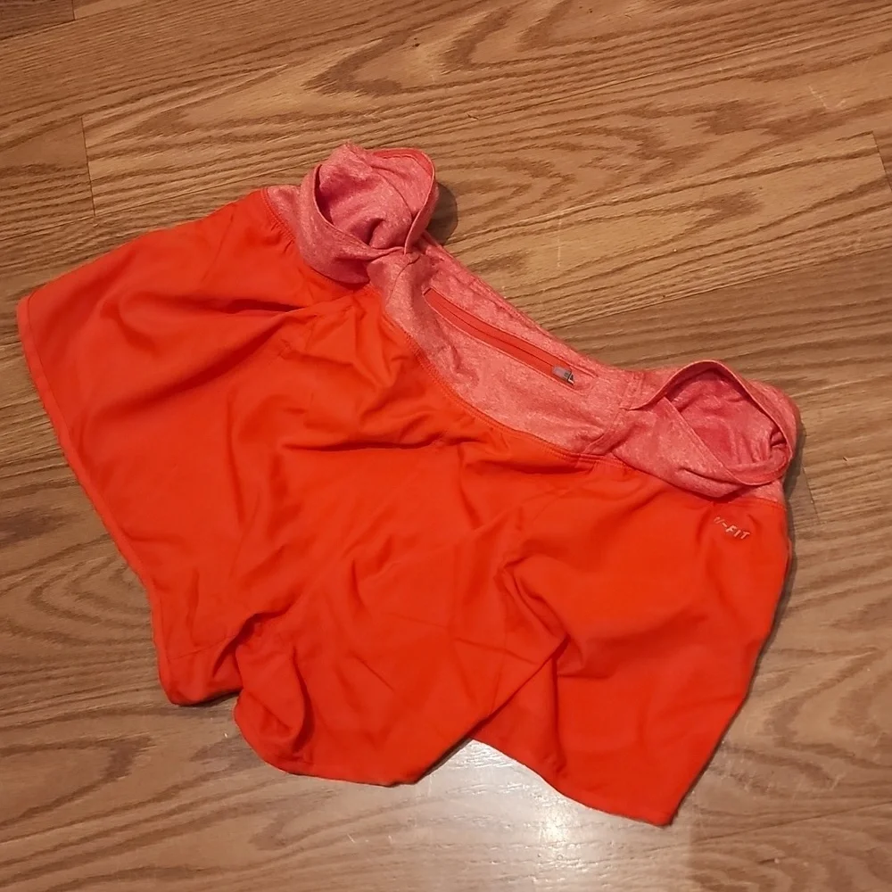 Nike excellent liner pockets