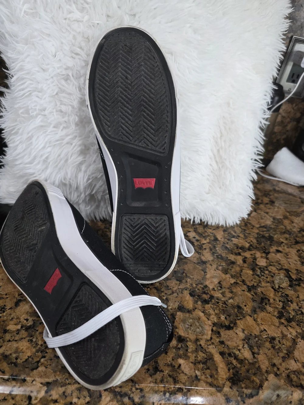 Levis casual low