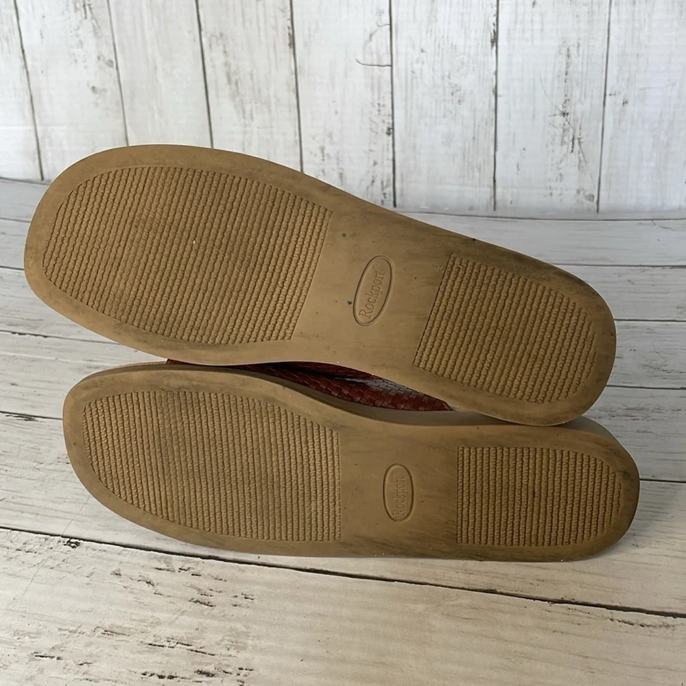 Rockport excellent please