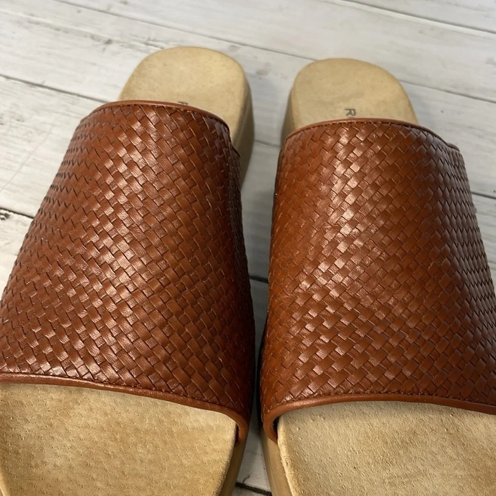 Rockport excellent please