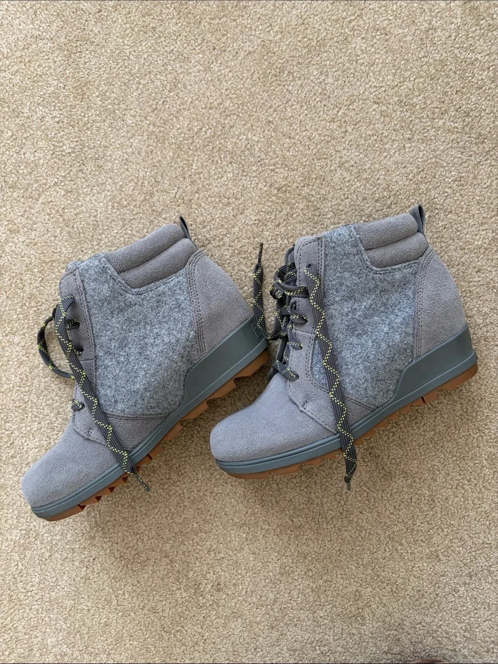 Sorel like new
