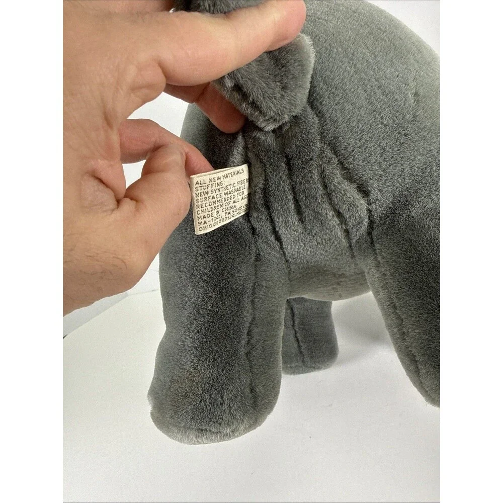 Cascade Toy cleaning needs ear