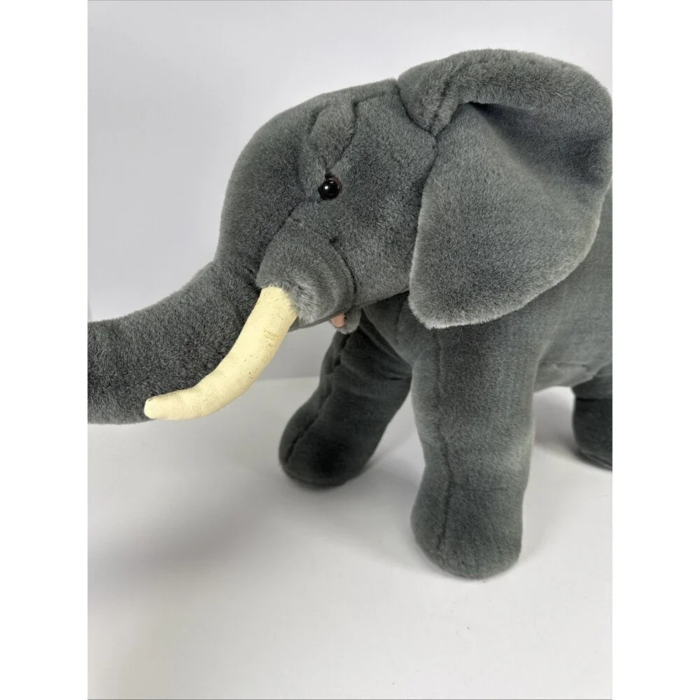 Cascade Toy cleaning needs ear