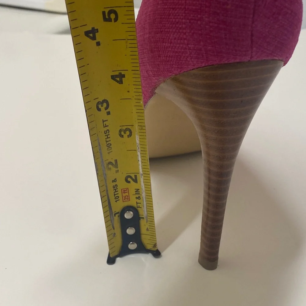 Charles by Charles David Hot pink Dopamine fabric Stiletto size 11M