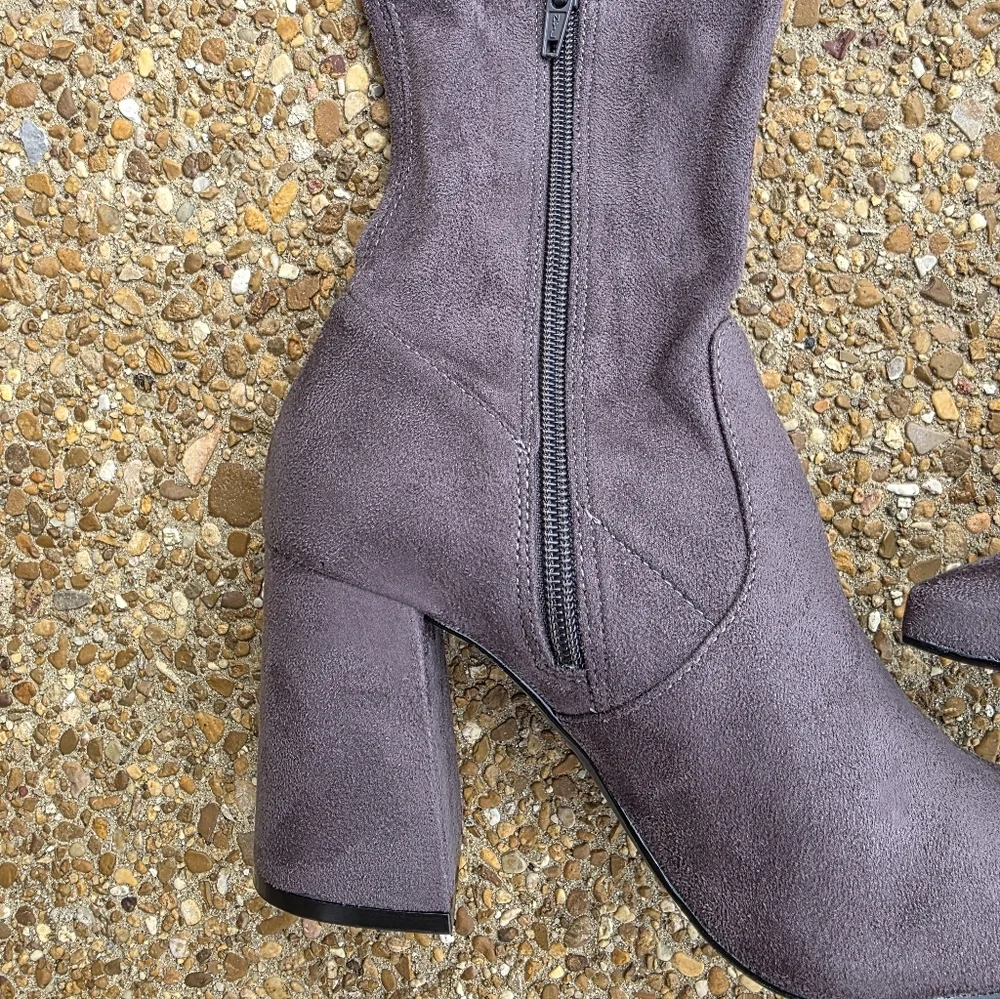 Steve Madden Jacoby Over the Knee Vegan Suede Boots Gray Size 7.5 Pointed Toe