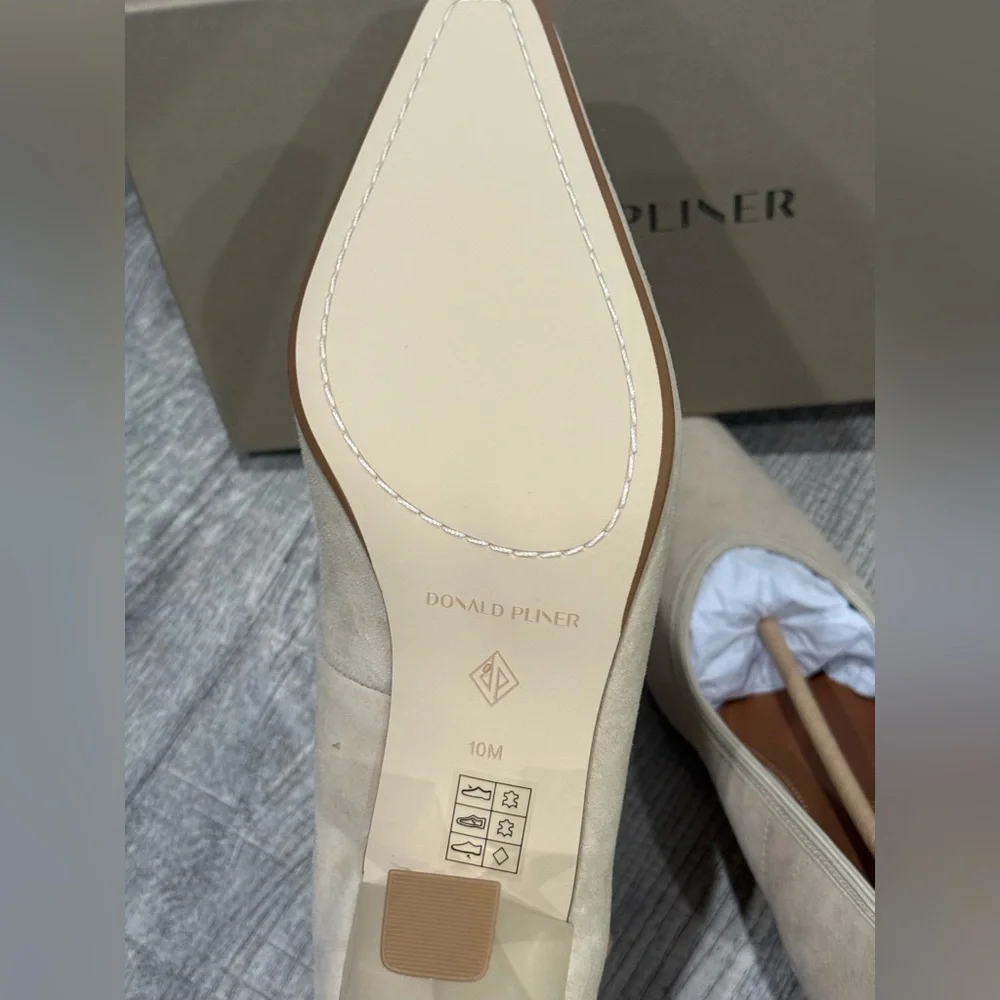 Donald J. Pliner step out
