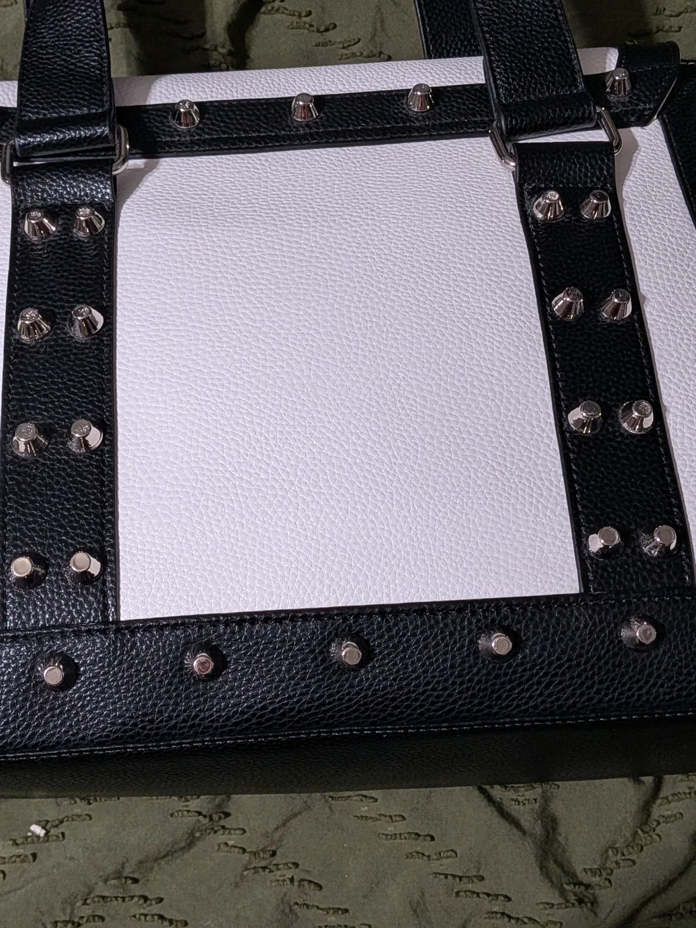 Lux de Ville bold two