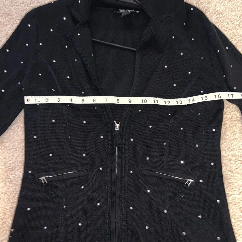 White House Black Market excellent pre