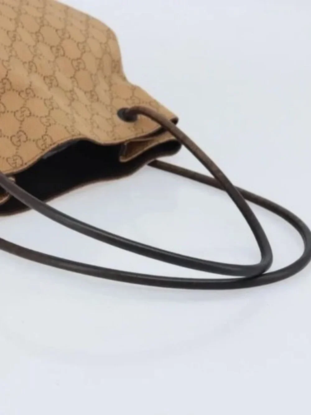 Gucci brand	gucci color	brown