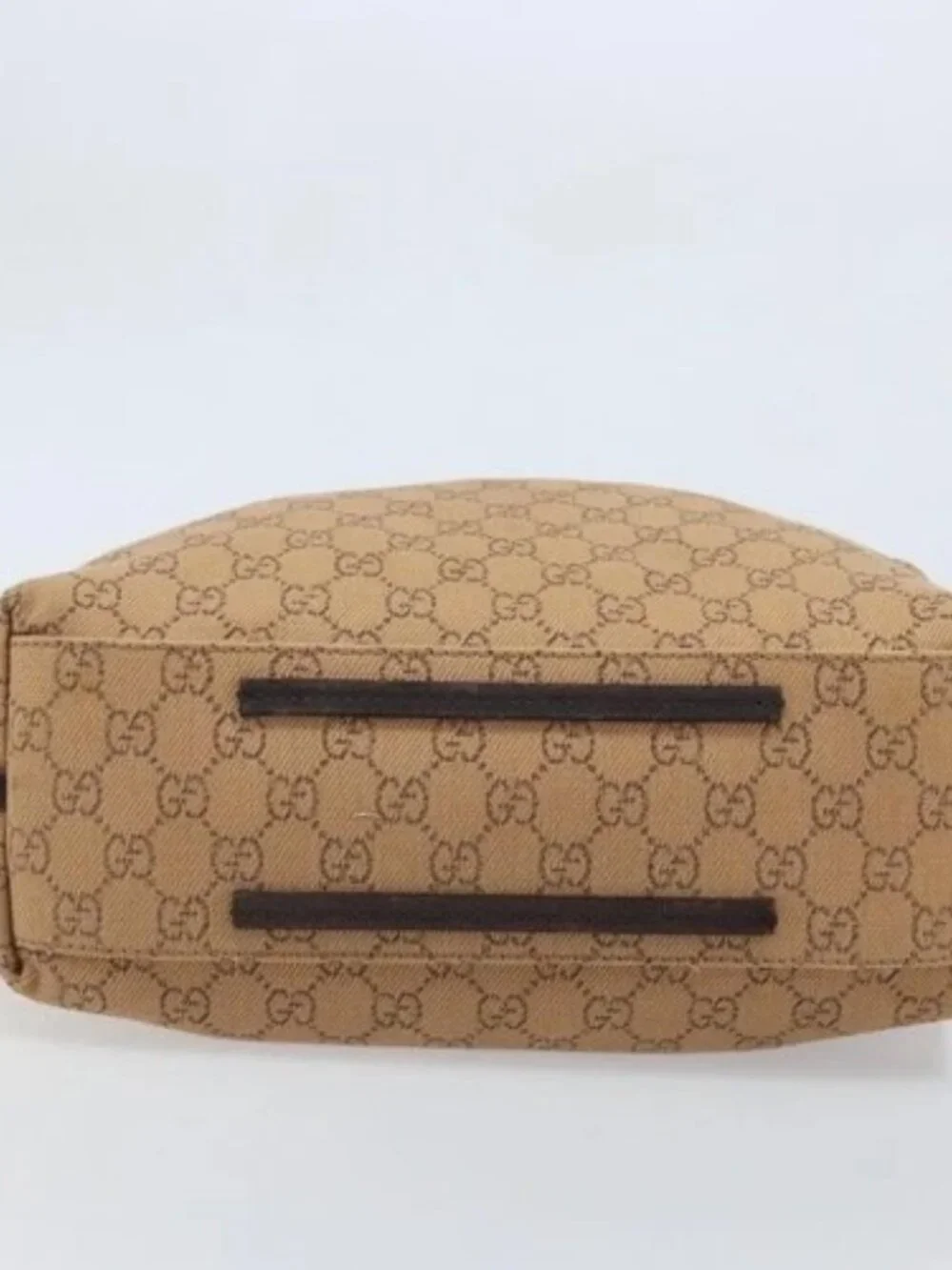 Gucci brand	gucci color	brown