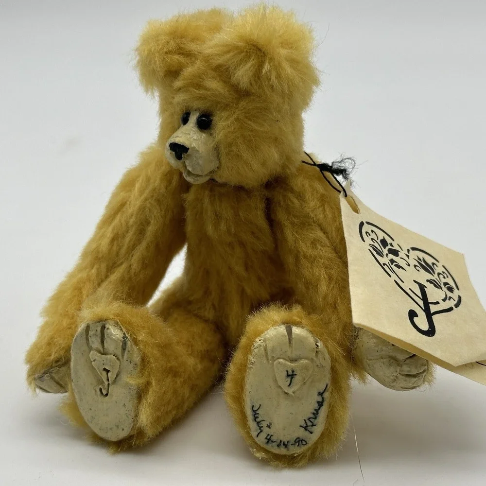 Artist Sculpted Bear By Judy Kruse 5.5