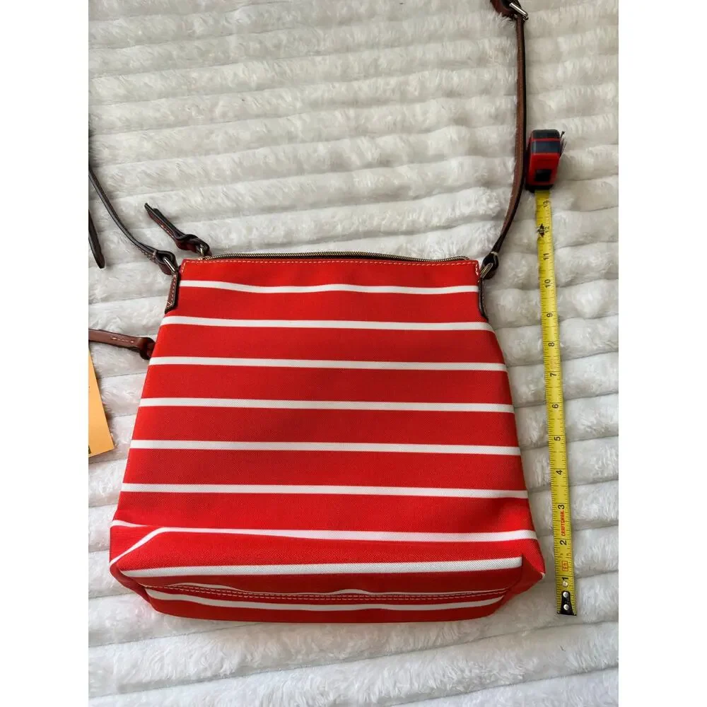 Dooney & Bourke like new