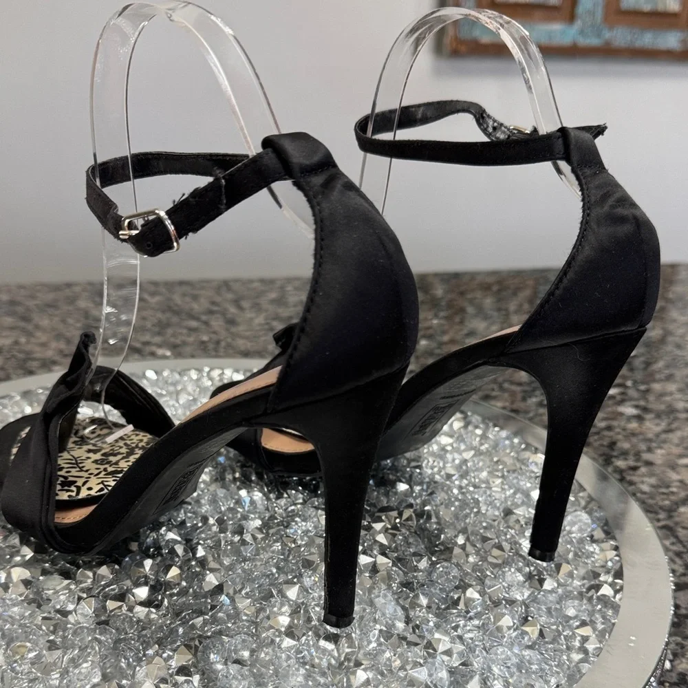 Brash Black Ankle Strap fabric ruffle Heels 8