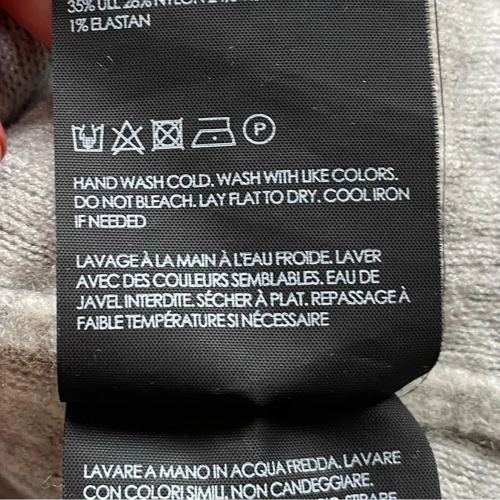Club Monaco no flaws