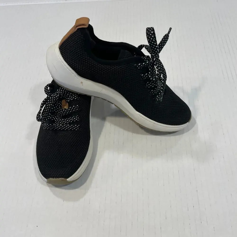 Dr Scholls women's black trail sneakers 6M  lightweight athletic walking shoes