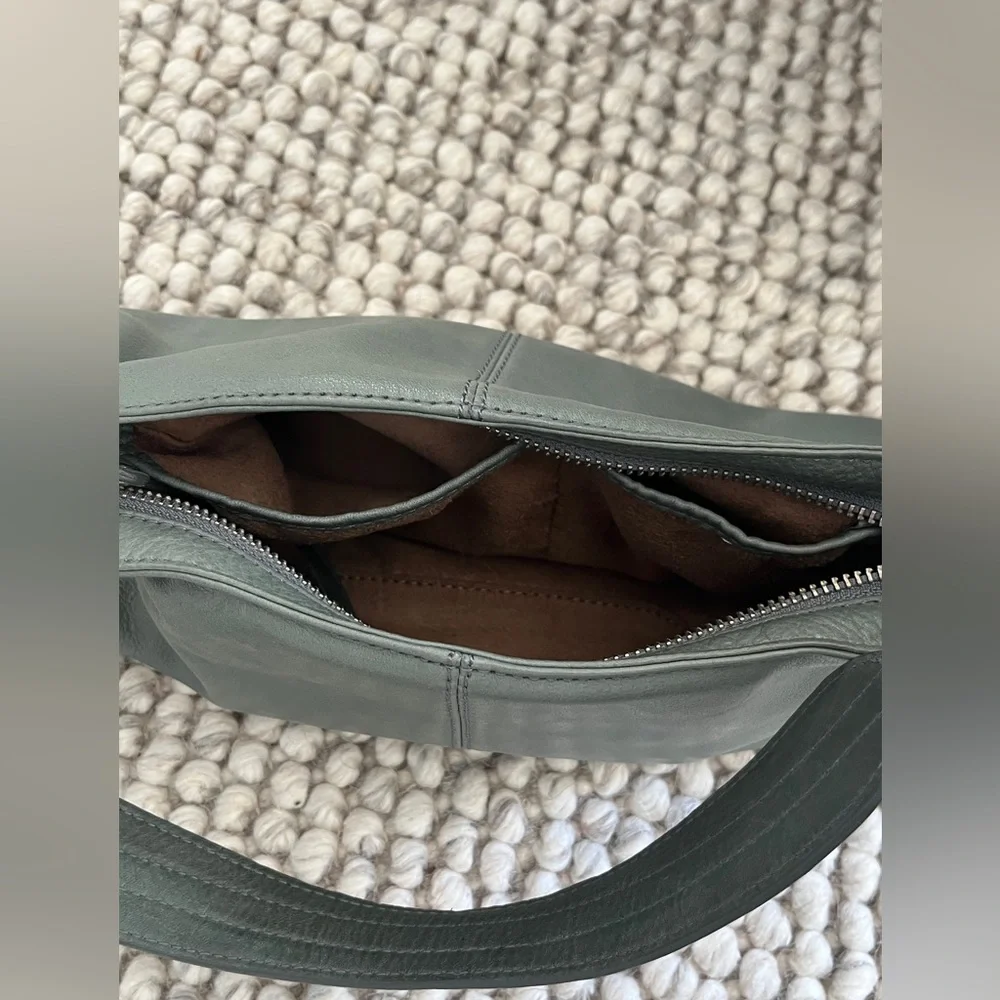 Liz Claiborne smooth leather