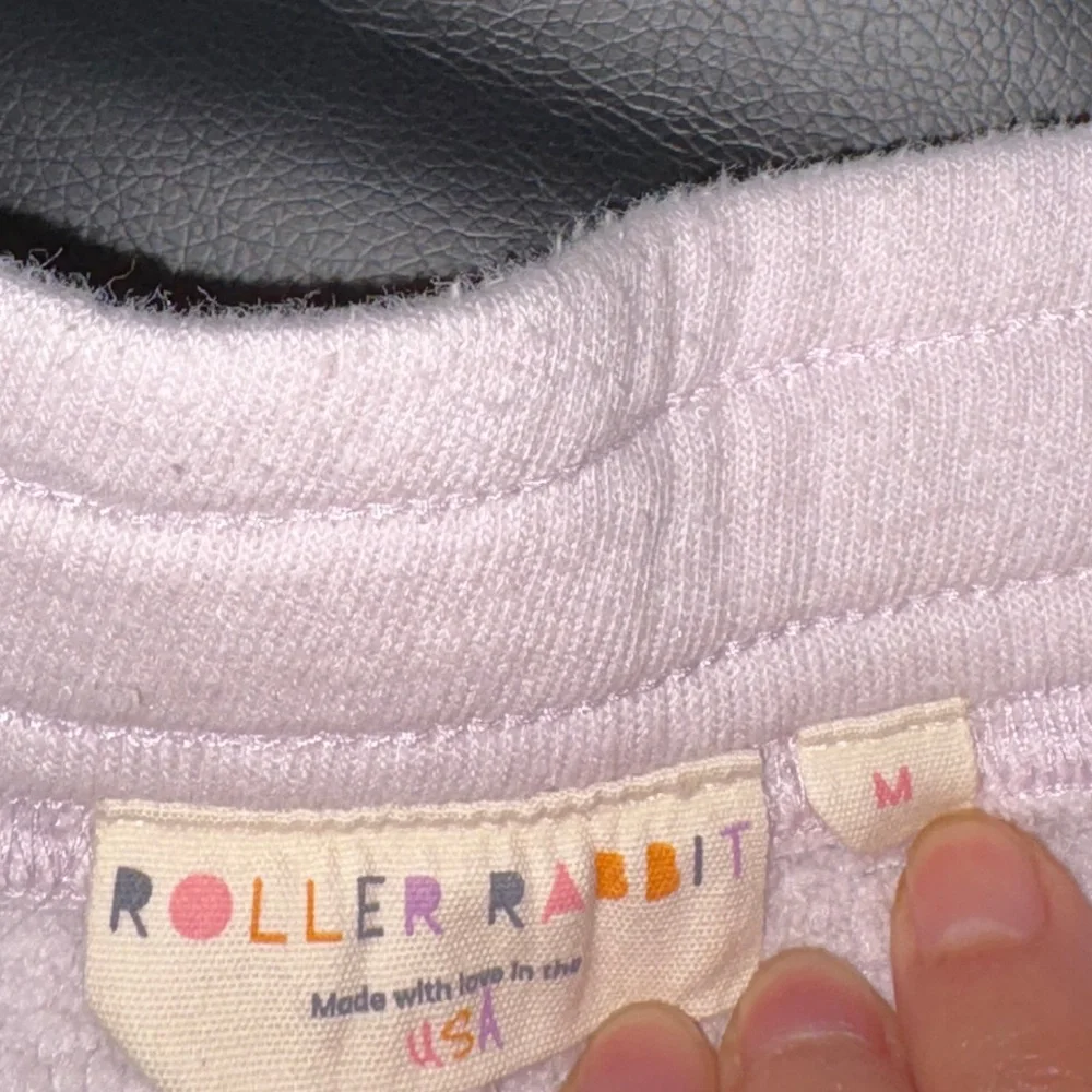 Roller Rabbit puff medium lavender