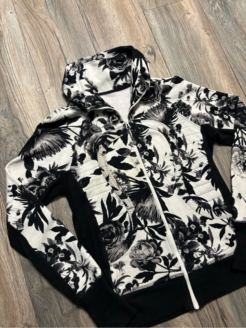Lululemon floral scuba jacket