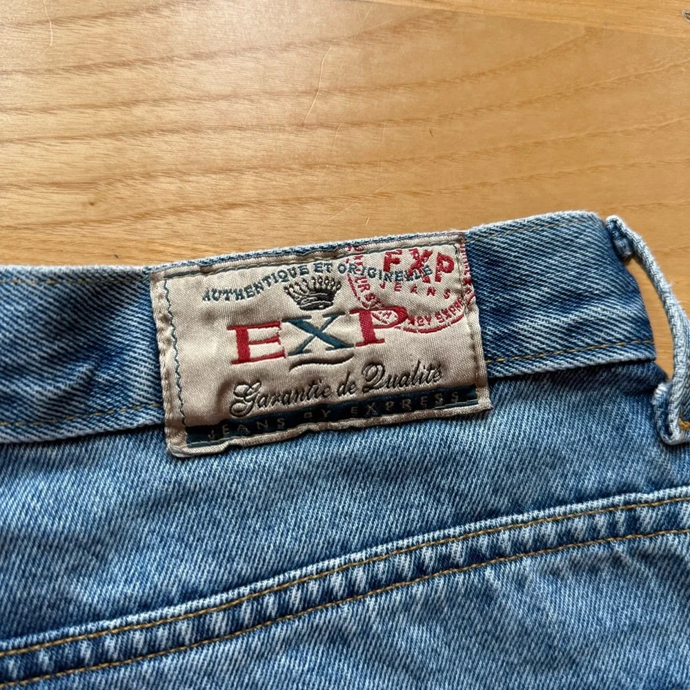 Express vintage denim