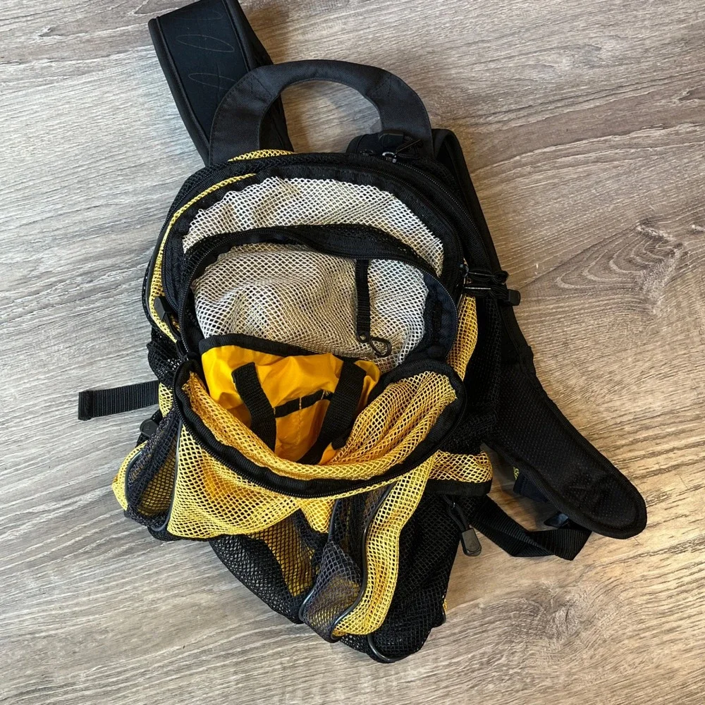 Adidas Mesh Backpack Yellow Black Vintage Sporty School Gym Bag RN90288