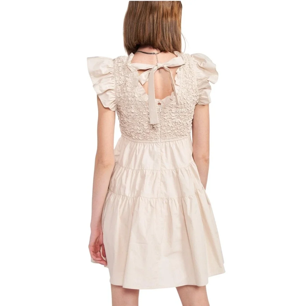 En‎ Saison Matisse Flutter Sleeve Smocked Tiered Mini Dress Cream L
