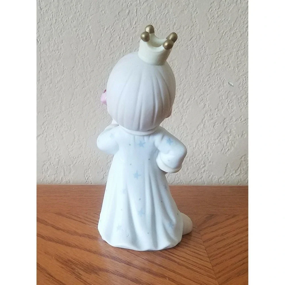 Enesco Precious Moments Figurine - A Prince Of A Guy (1995)