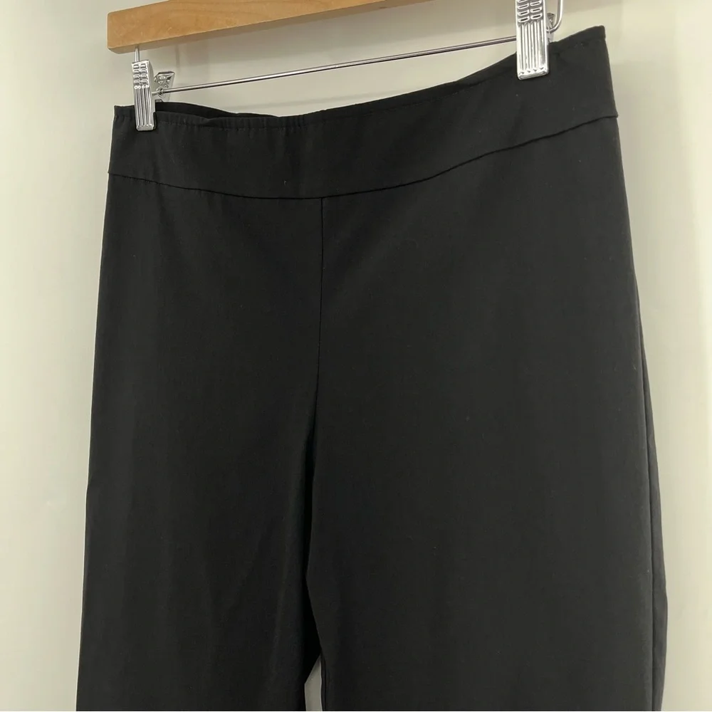 Avenue Montaigne 8 Brigitte pants pull on black capri cropped style slacks