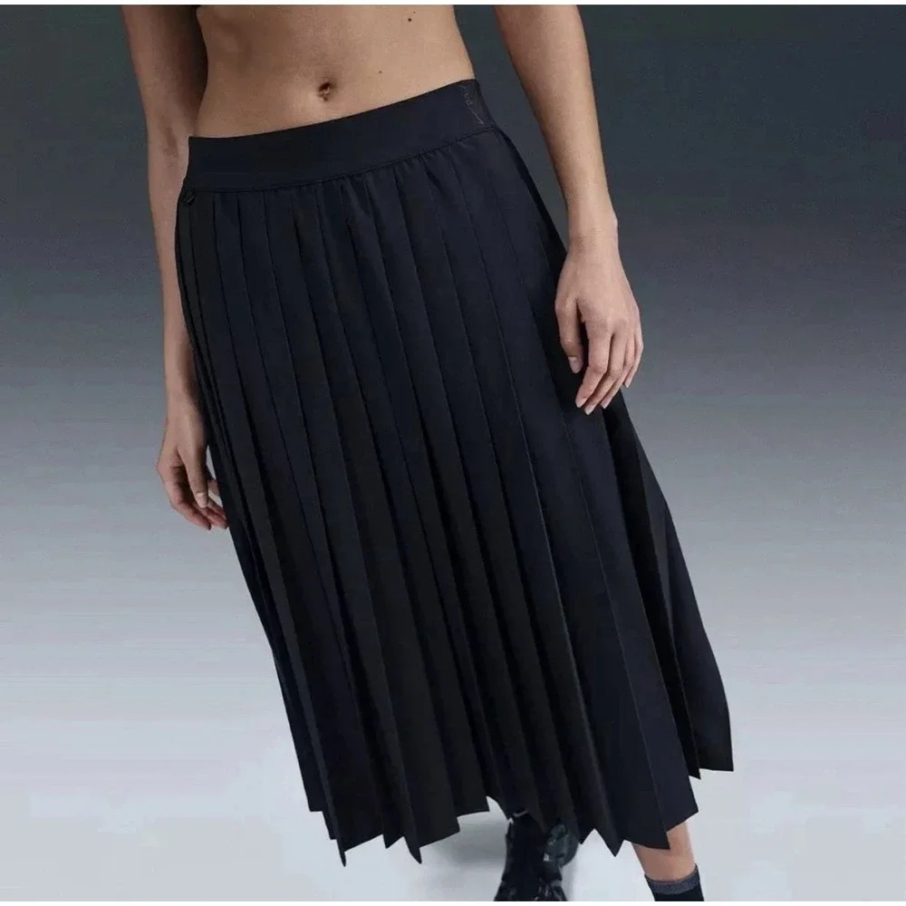 Nike lightweight tailored