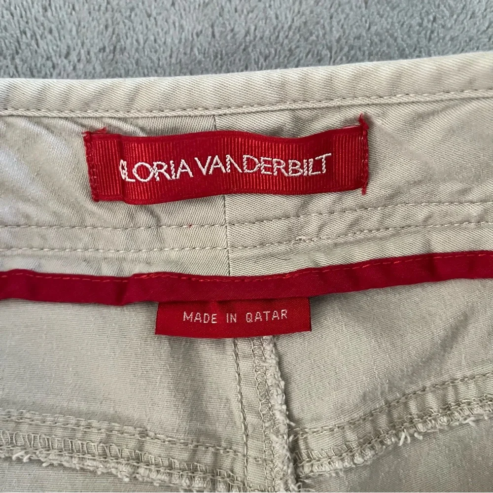 Gloria Vanderbilt stylish beige