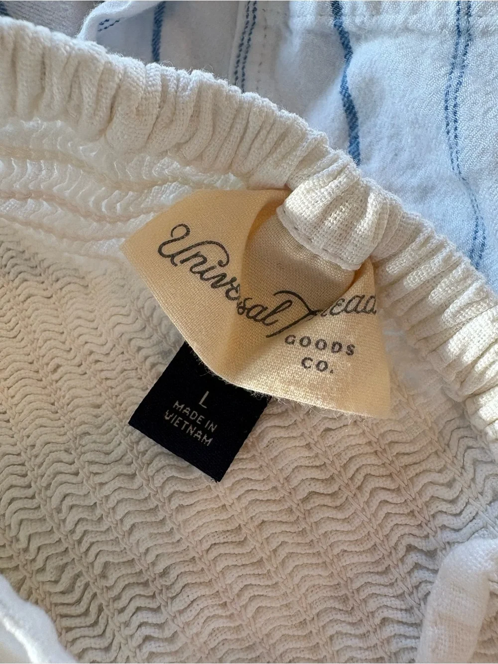 Universal Thread lightweight linen