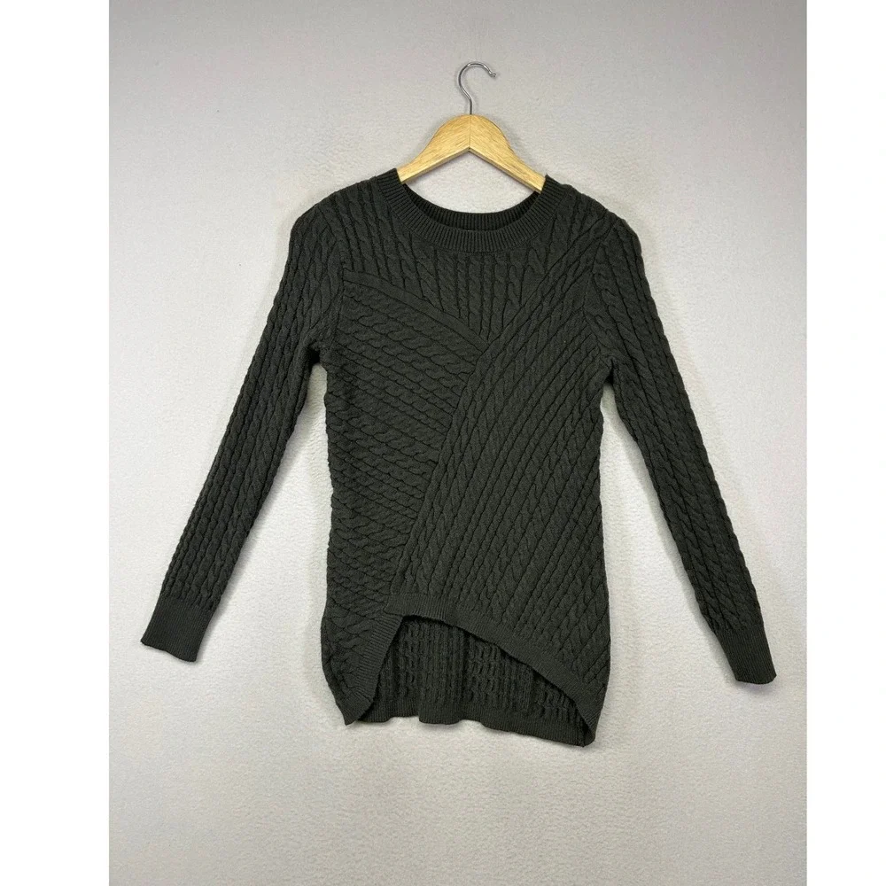 Dark Academia Evolution by Cyrus Womens XS Gray Cable Knit High Low Sweater‎
