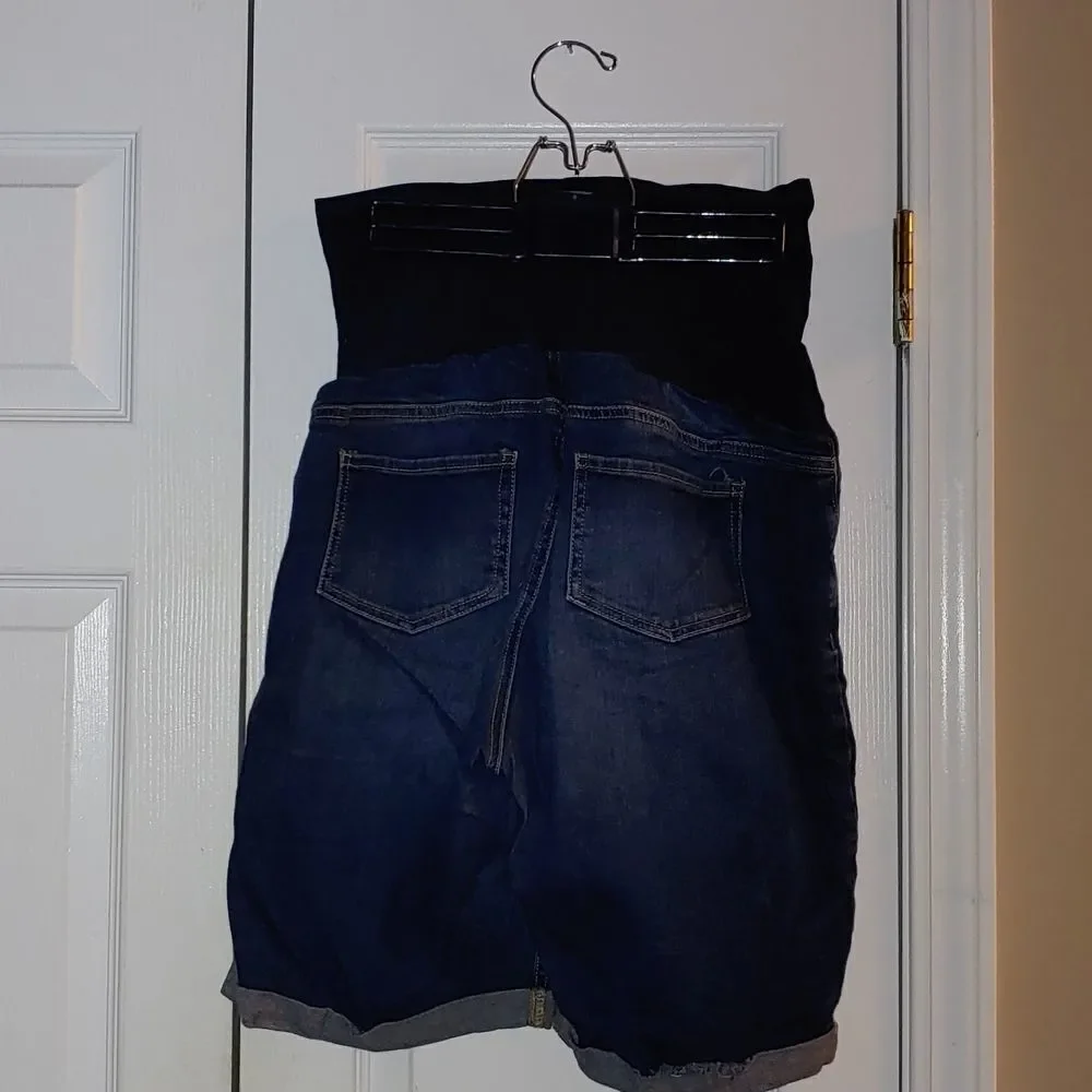 Indigo  Blue  denim jean full panel maternity shorts Sz XL