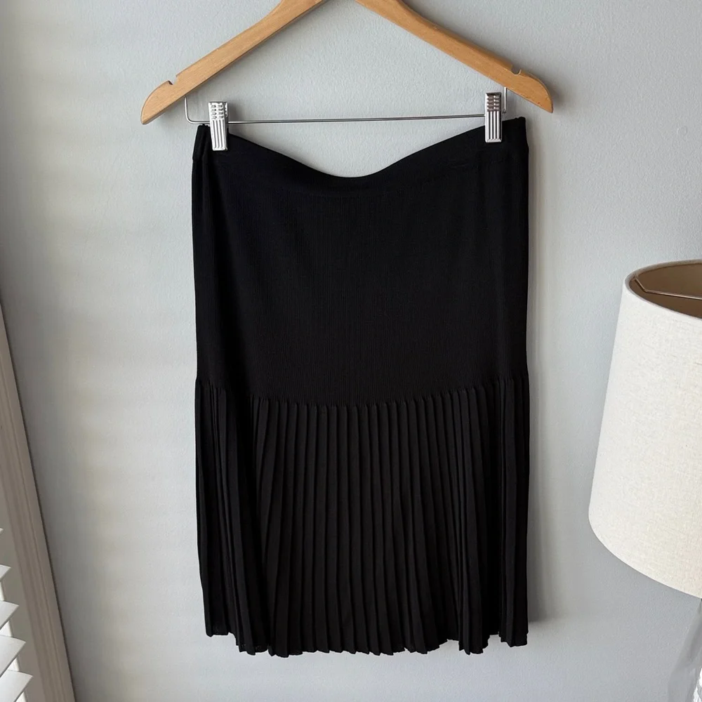 Misook Pleated Hem‎ Midi Skirt