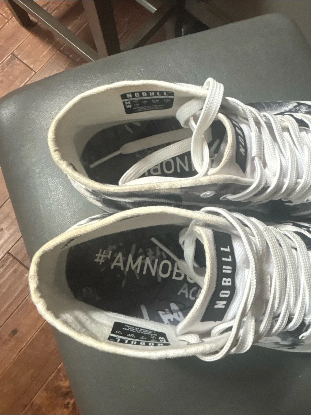 NOBULL canvas mid