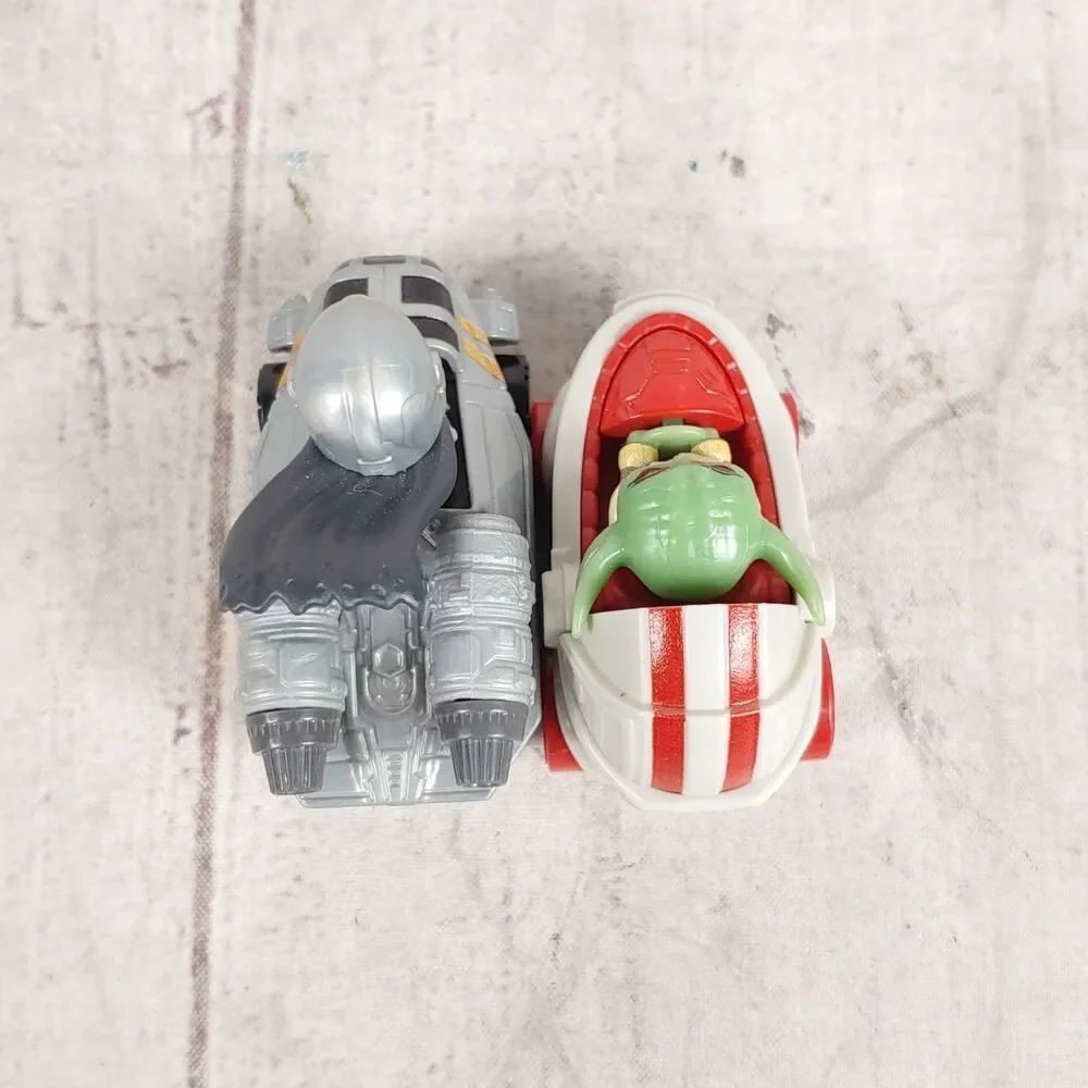 Hot Wheels Racer Verse - STAR WARS The Mandalorian & Grogu Baby Yoda - Cars Toys