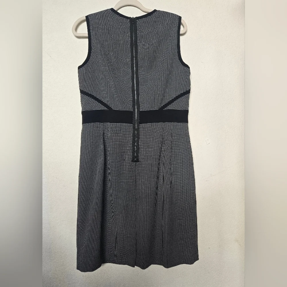 Tahari this elegant
