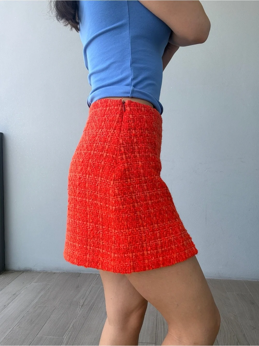 N/A vibrant red