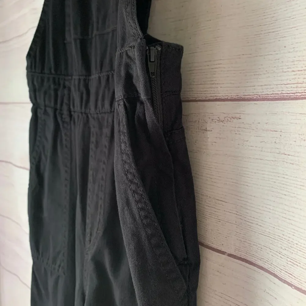 Divided black jogger
