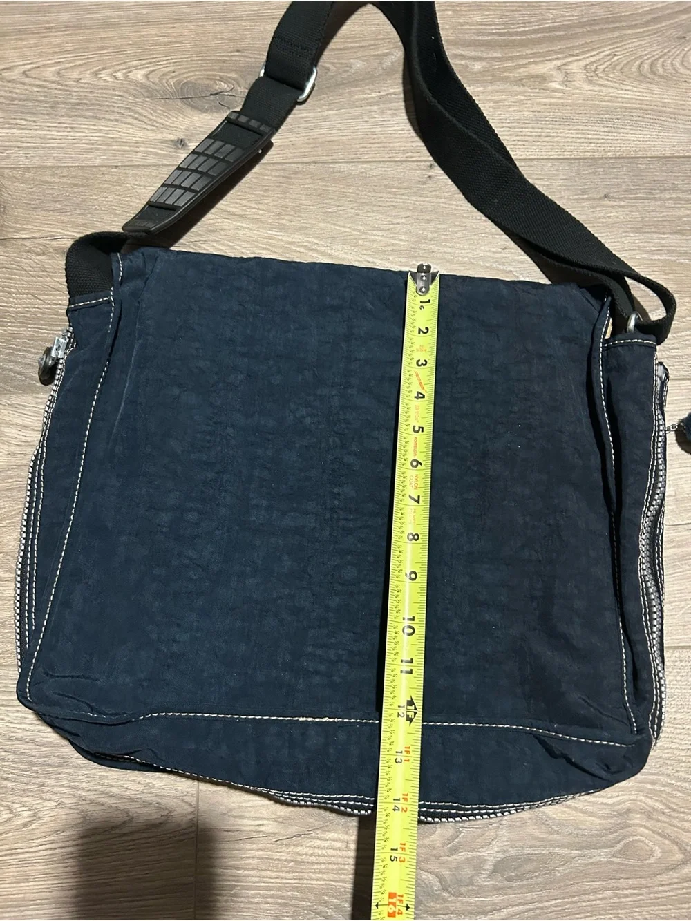 Kipling blue expandable