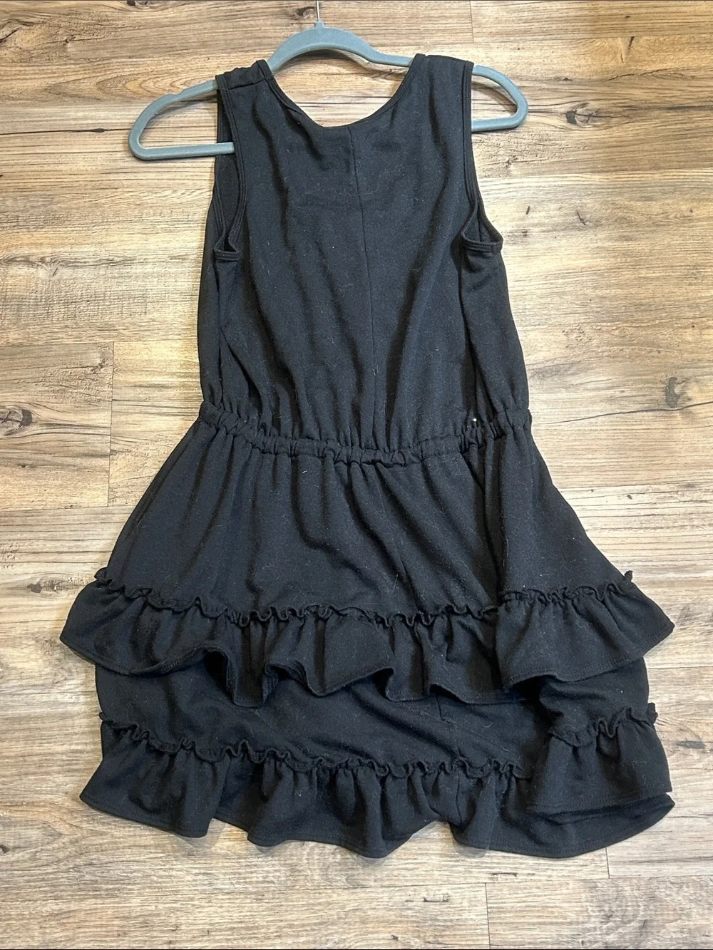 Three Bird Nest sleeveless black