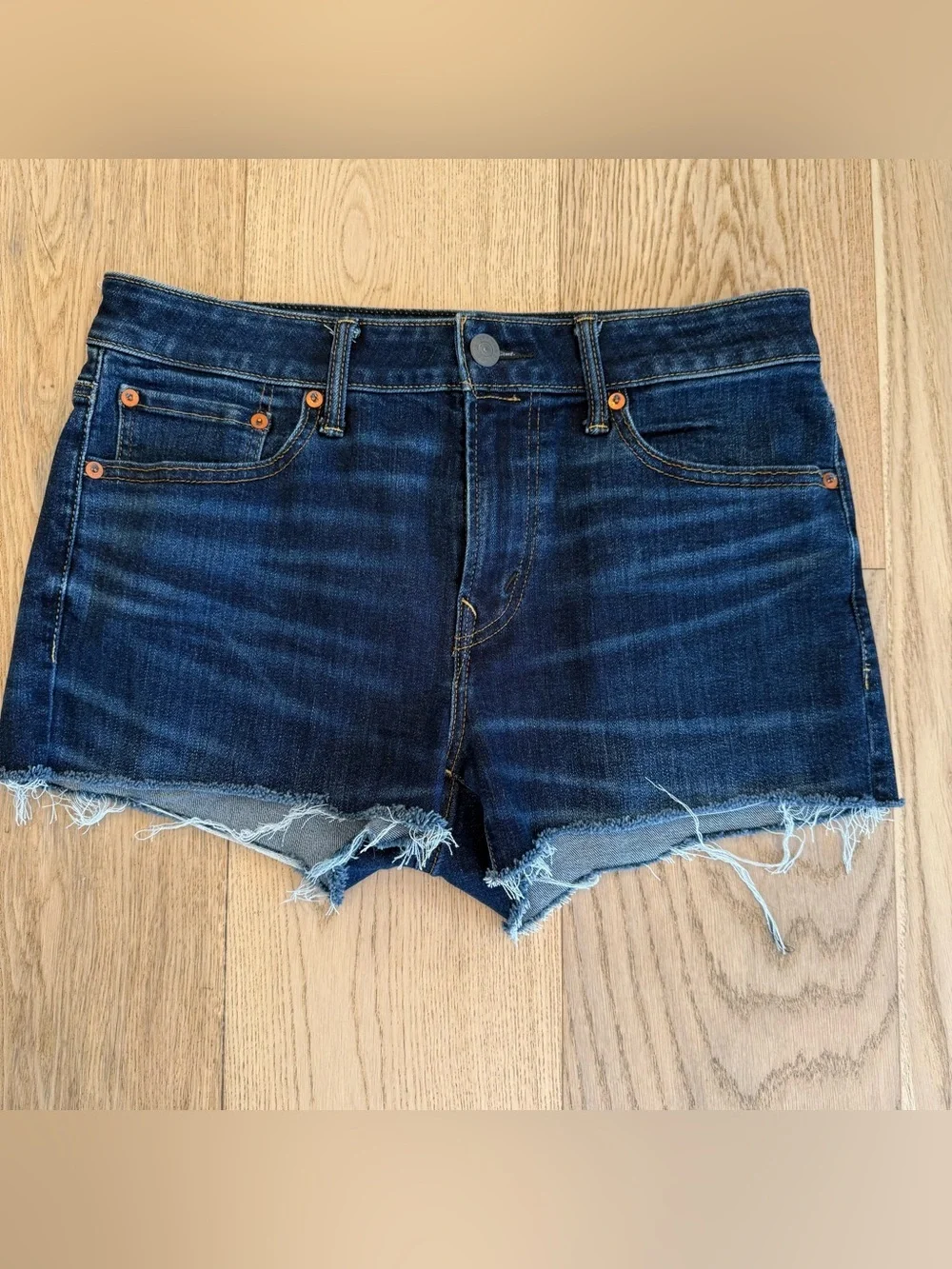 ⛱️American Eagle - Blue Athletic Skinny Cutoff Jean Shorts 2” Inseam - 32