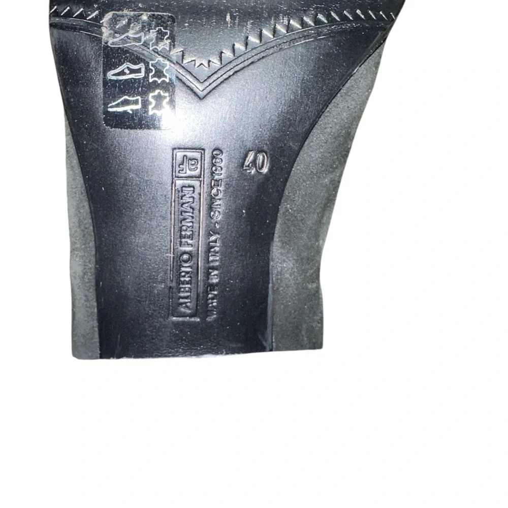 Alberto Fermani chic suede